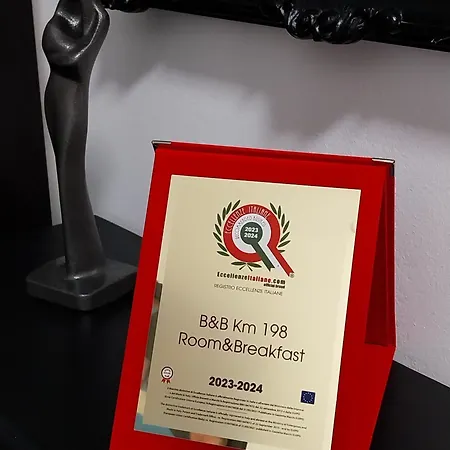 B&B Km 198 - Letto E Colazione Sorbara Buitenkant foto